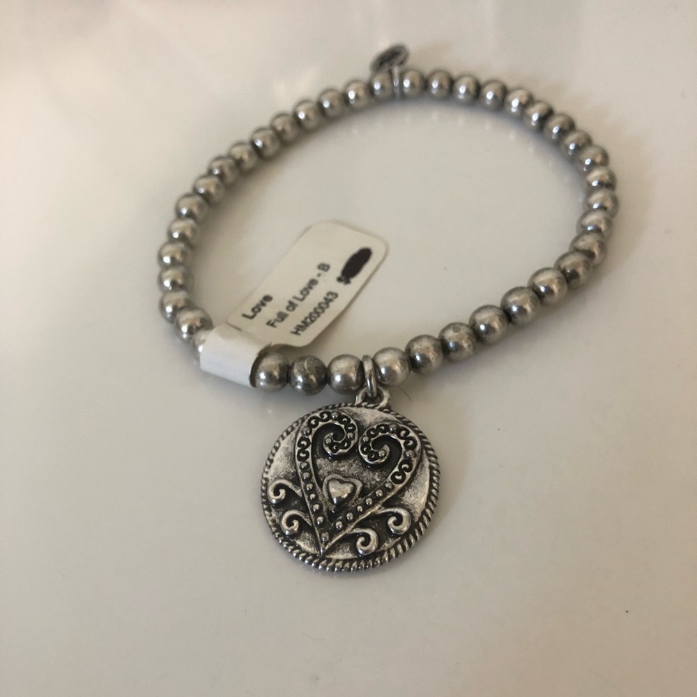 NWOT Emerald Heart Charm Bracelet